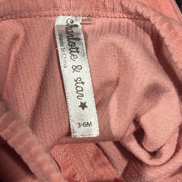 4/$20 Charlotte & Star Ruffled Pink Sleeper - Picture 4 of 4